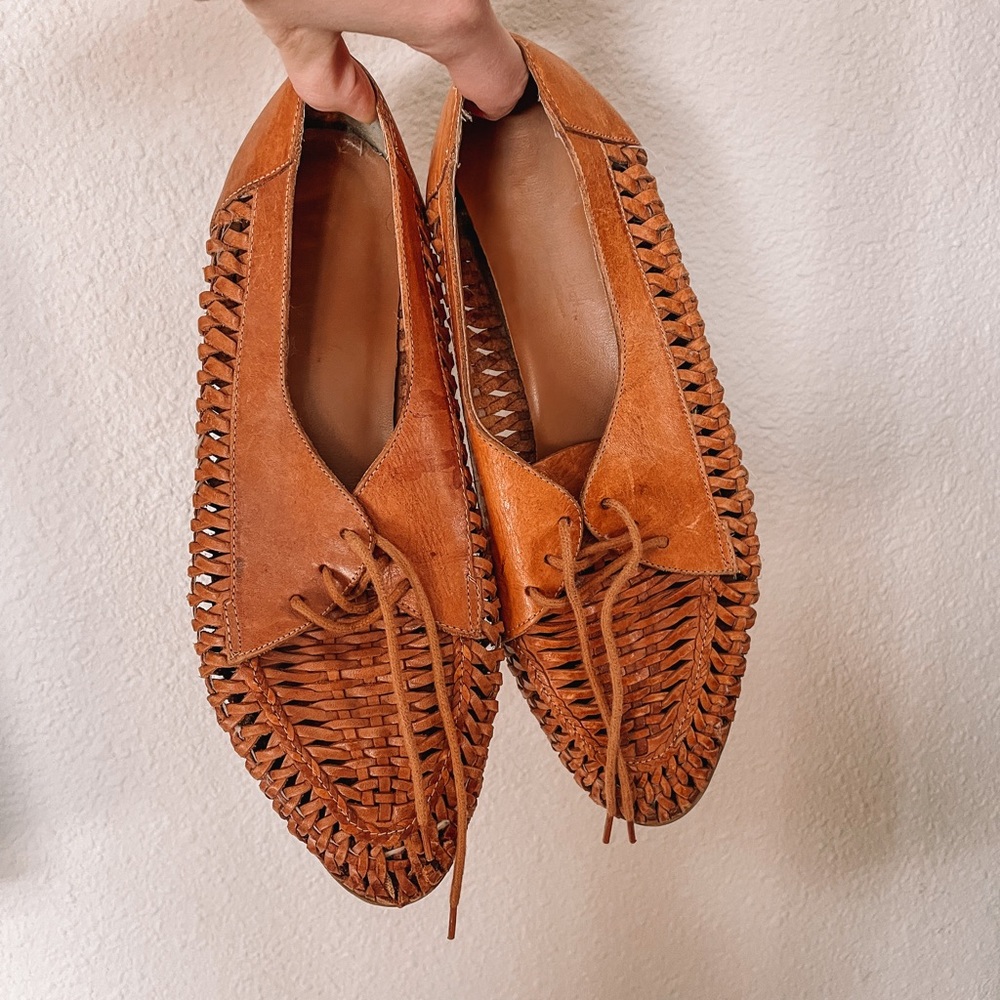 Vintage leather tan woven tie up slip ons loafers moccasins made in Brazil